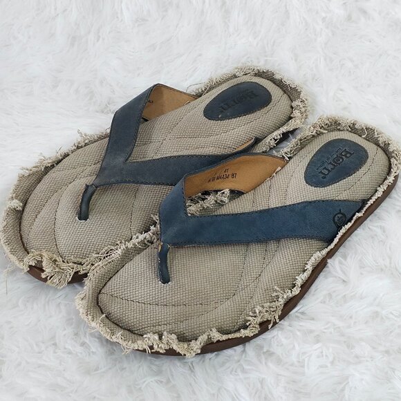 Born Summer Flip Flops sz womens 8 Fish design undernith - Picture 1 of 7